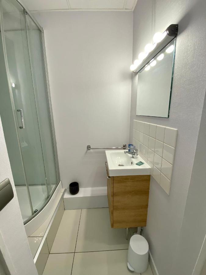 Le Hublot - Meuble Tourisme Classe 3 Etoiles Cherbourg-en-Cotentin Exterior foto