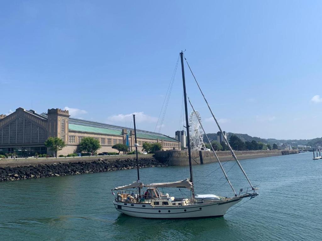 Le Hublot - Meuble Tourisme Classe 3 Etoiles Cherbourg-en-Cotentin Exterior foto